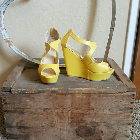 Wedges - Picture 1 of 5